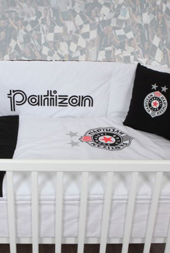 Posteljina sa ogradicom za krevetac Partizan