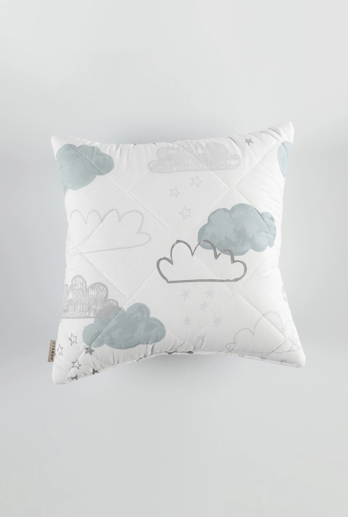 Ukrasni jastuk zeleni oblaci