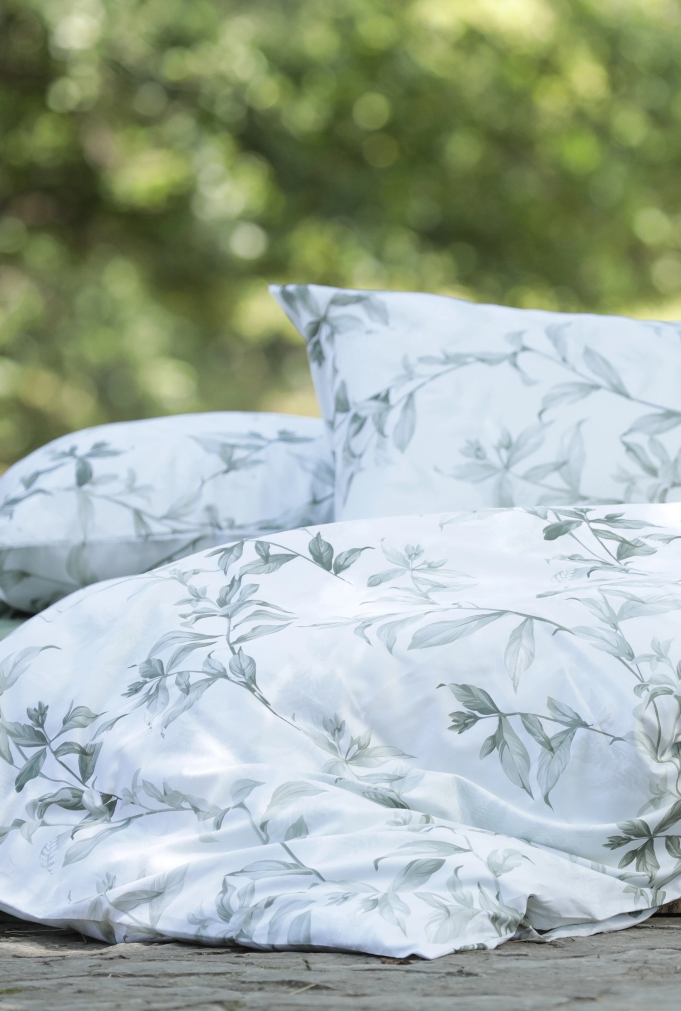 posteljina-saten-pamuk-zelene-liske-1764188346-418631