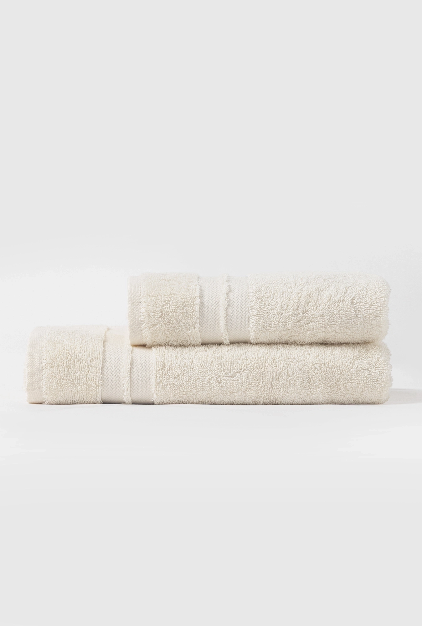 peskir-oaza-bez-1763710989-539064