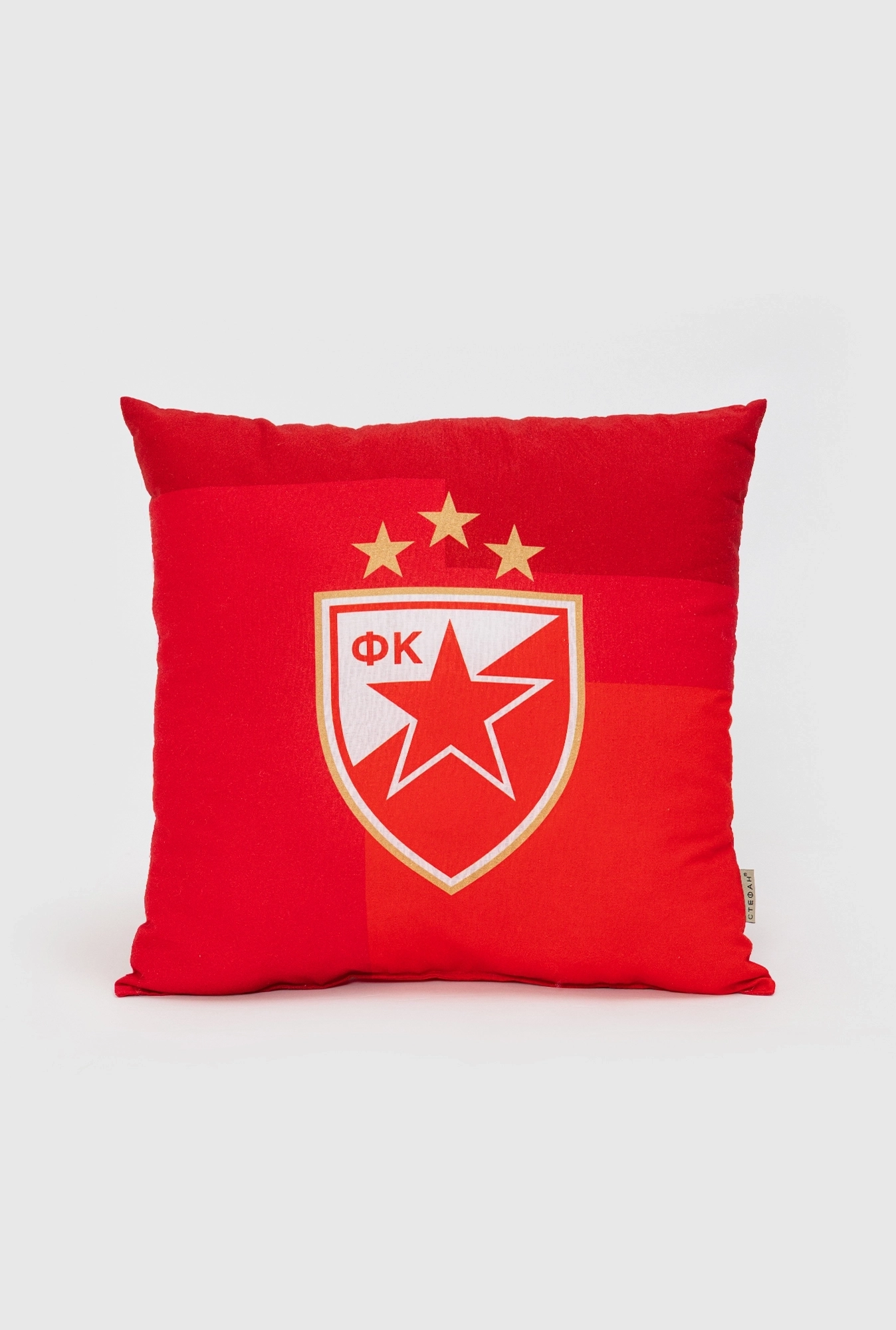 ukrasni-jastuk-crvena-zvezda-40x40-1764751311-444266
