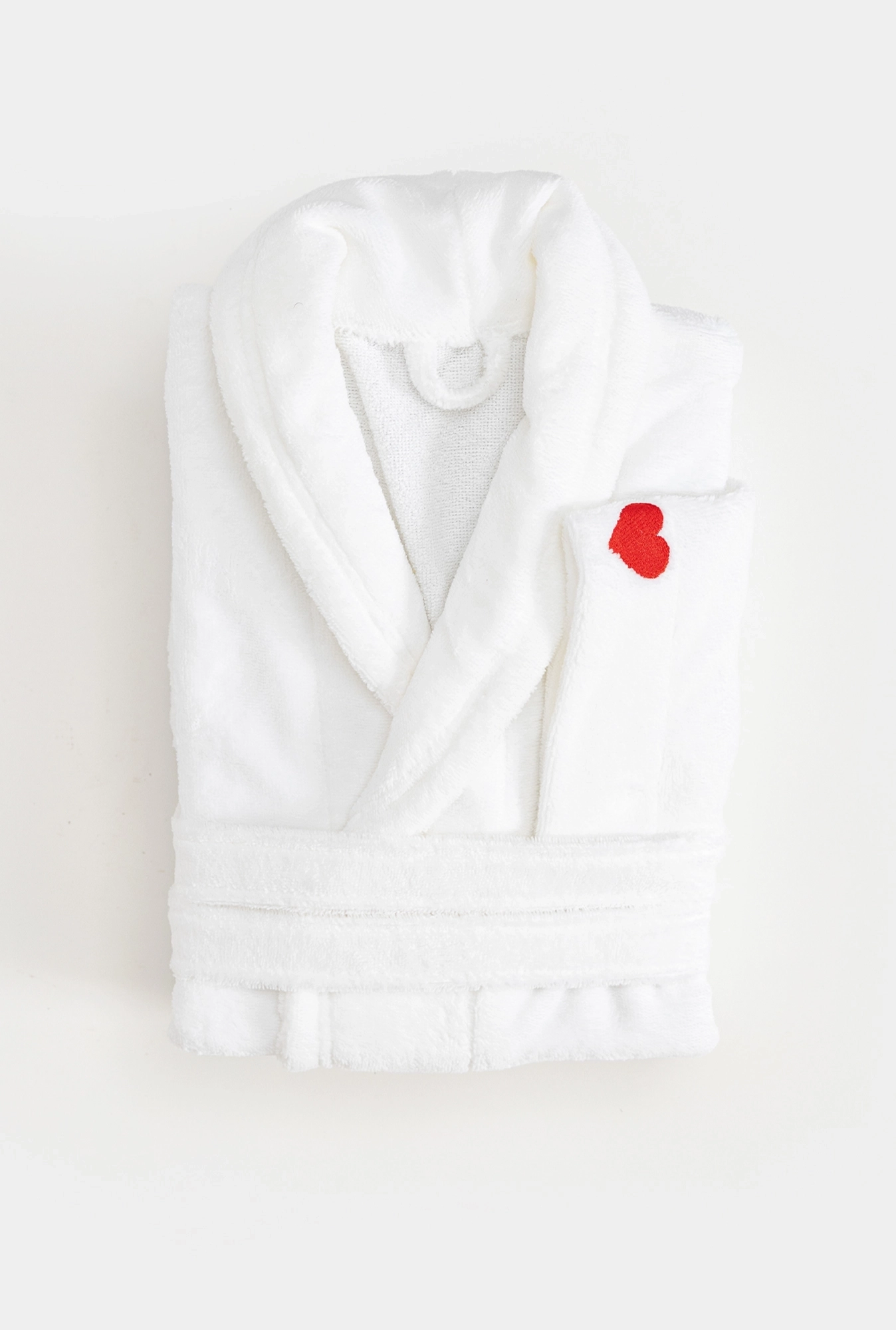 Bademantil od trige Srce