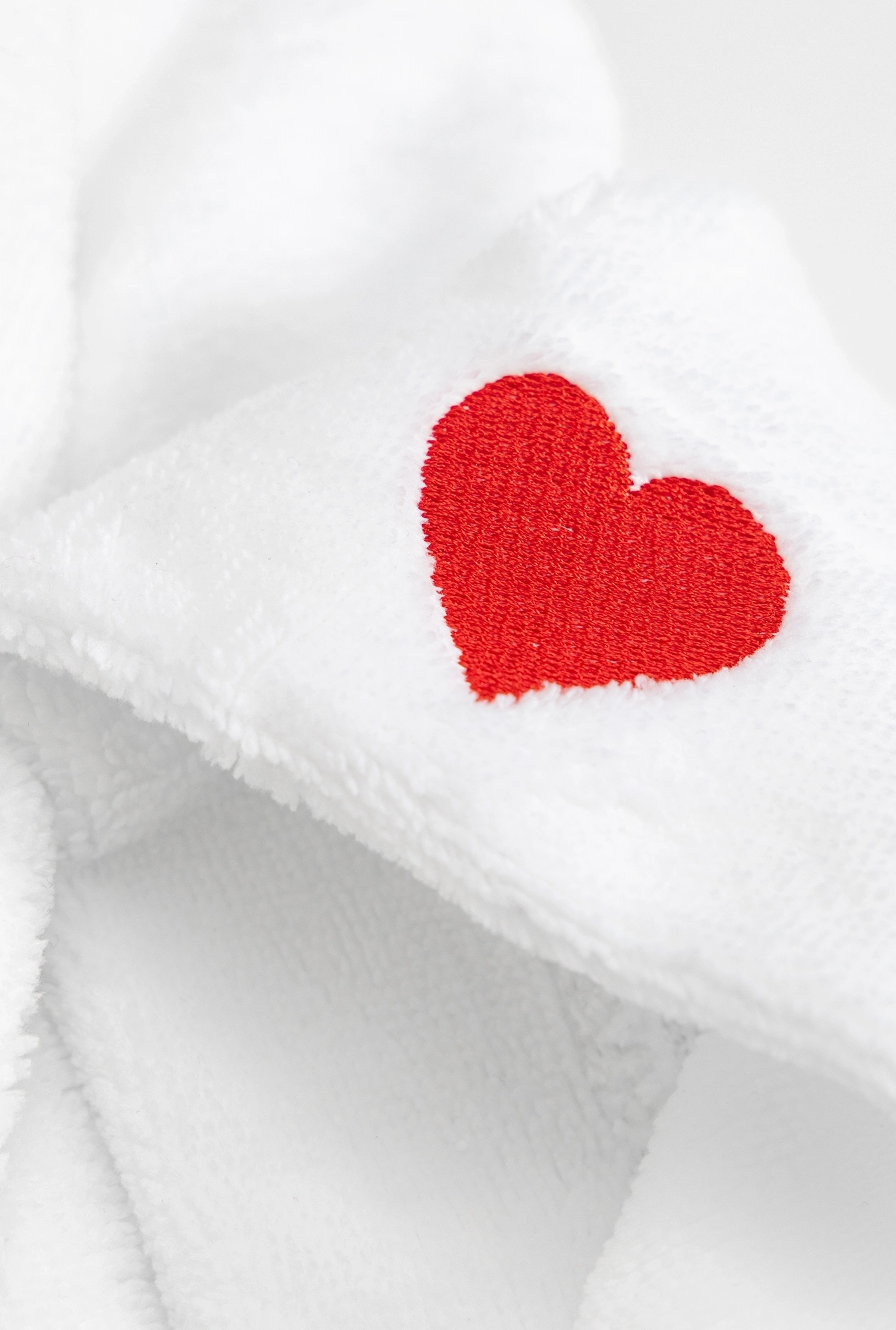 Bademantil od trige Srce