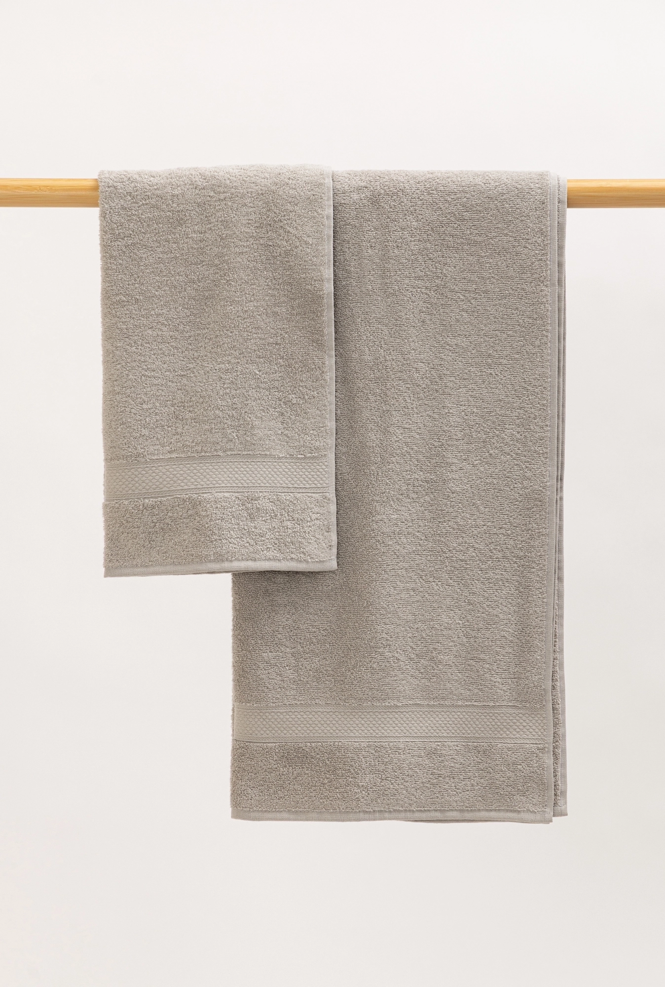 Set peškira 50x85 + 70x140 svetlo sivi