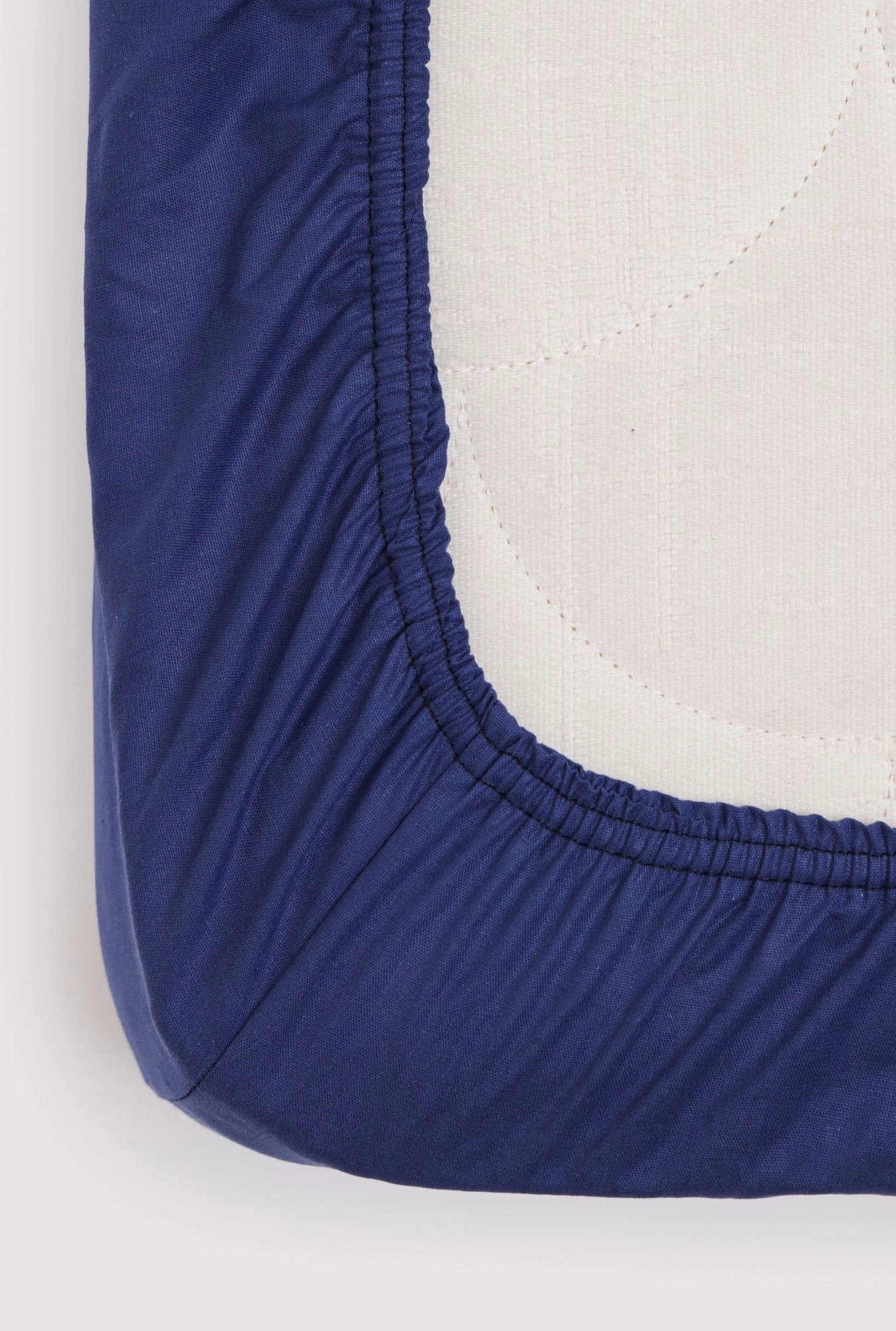 Krevetski čaršav sa lastišem šifon teget